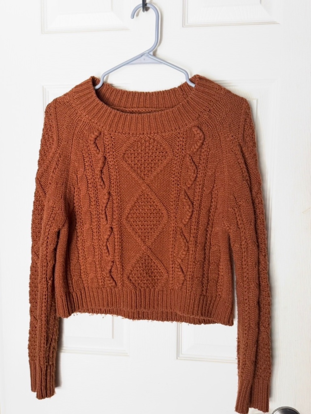 Alya Women's Cropped Cable Knit Sweater Orange/Brown Crewneck Size Medium